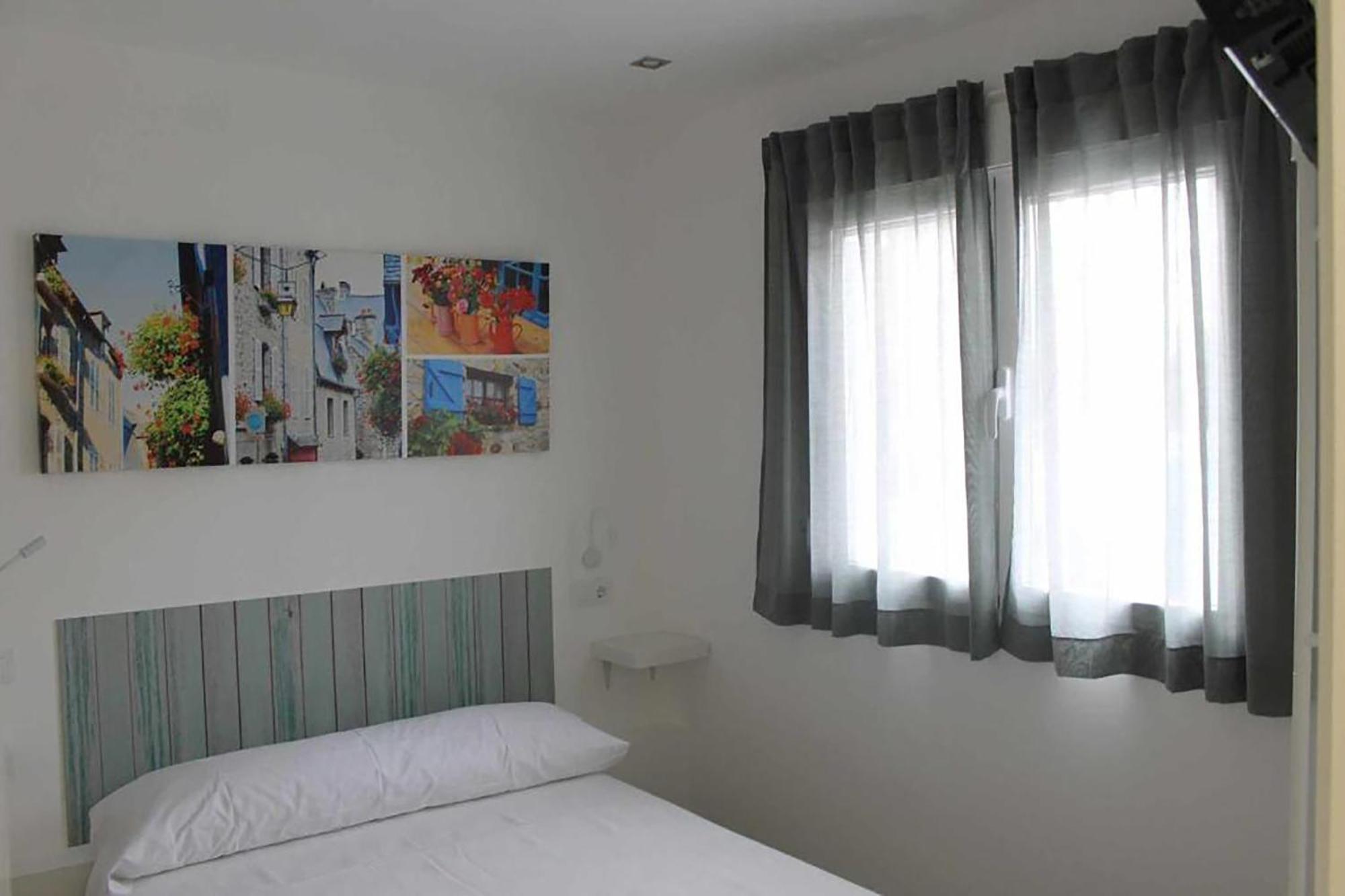Hostal Royal Begona Madrid Exterior photo